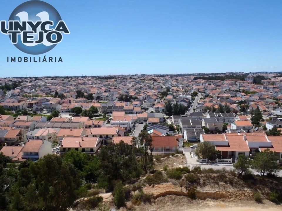 Apartamento T1 para Venda em Corroios Foto 9