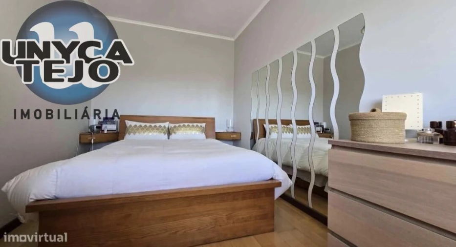 Apartamento T1 para Venda em Corroios Foto 10
