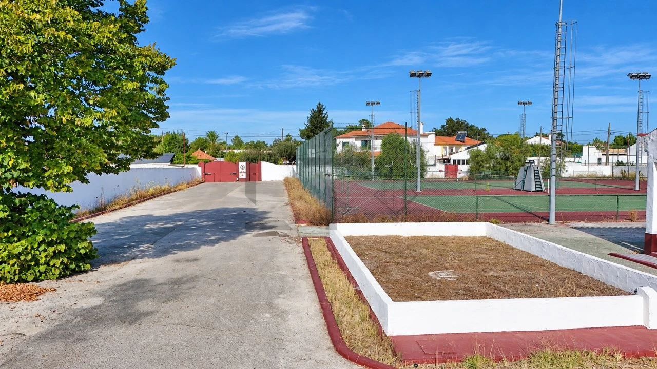 Moradia T7 para Venda em Palmela Foto 5