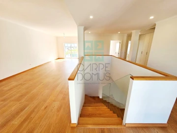 Moradia T5 para Venda em Alpiarça