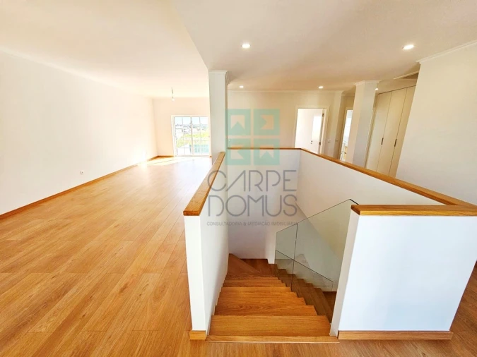 Moradia T5 para Venda em Alpiarça Foto 32