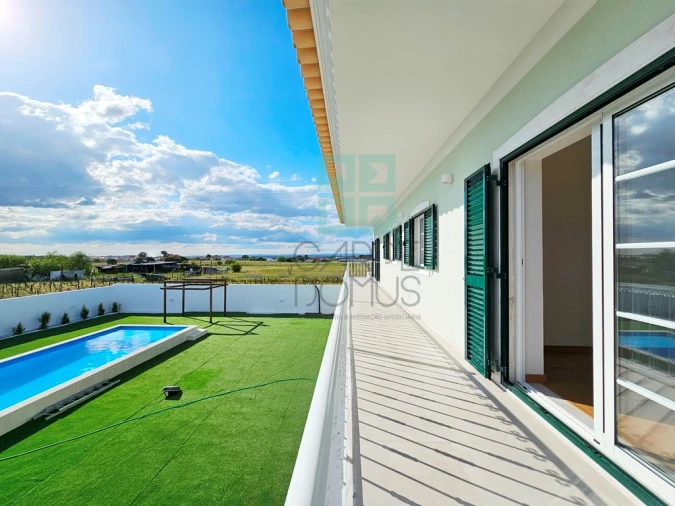Moradia T5 para Venda em Alpiarça Foto 33
