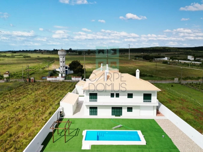 Moradia T5 para Venda em Alpiarça Foto 47