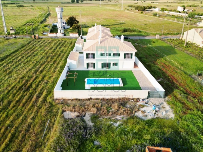 Moradia T5 para Venda em Alpiarça Foto 55