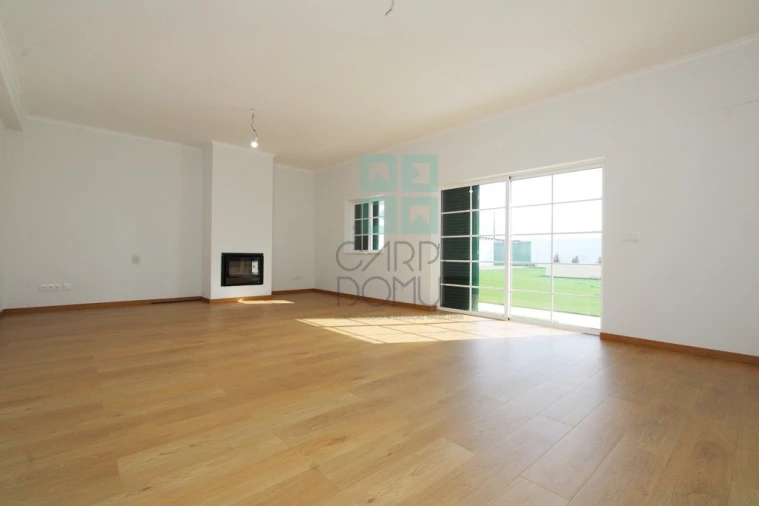 Moradia T5 para Venda em Alpiarça Foto 69