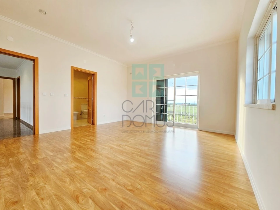 Moradia T5 para Venda em Alpiarça Foto 30