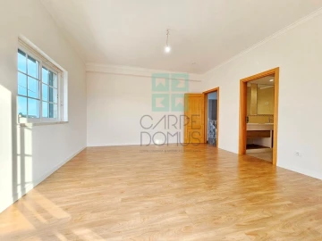 Moradia T5 para Venda em Alpiarça