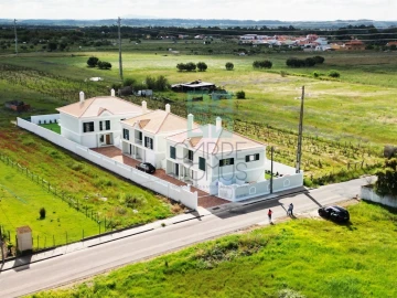 Moradia T5 para Venda em Alpiarça
