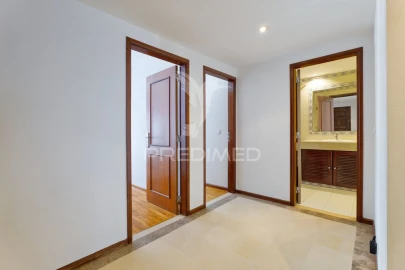 Apartamento T2 para Venda em Corroios