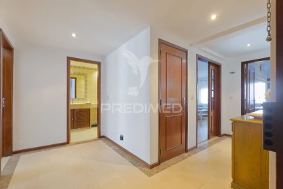 Apartamento T2 para Venda em Corroios