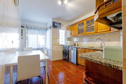 Apartamento T2 para Venda em Corroios