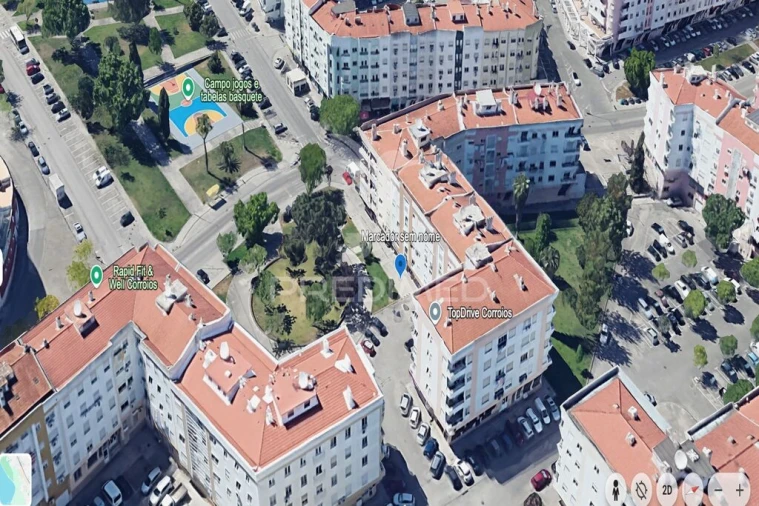 Apartamento T2 para Venda em Corroios Foto 5