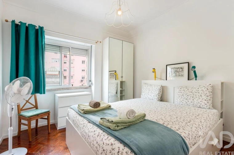 Apartamento T1 para Venda em Arroios Foto 9