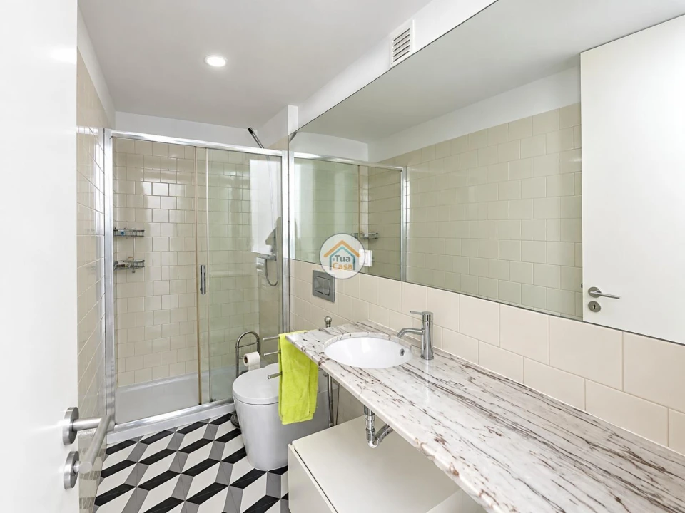 Apartamento T1 para Venda em Cedofeita, Santo Ildefonso, Sé, Miragaia, São Nicolau e Vitória Foto 6