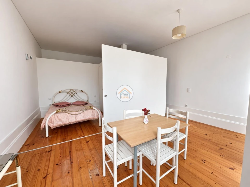 Apartamento T1 para Venda em Cedofeita, Santo Ildefonso, Sé, Miragaia, São Nicolau e Vitória Foto 5