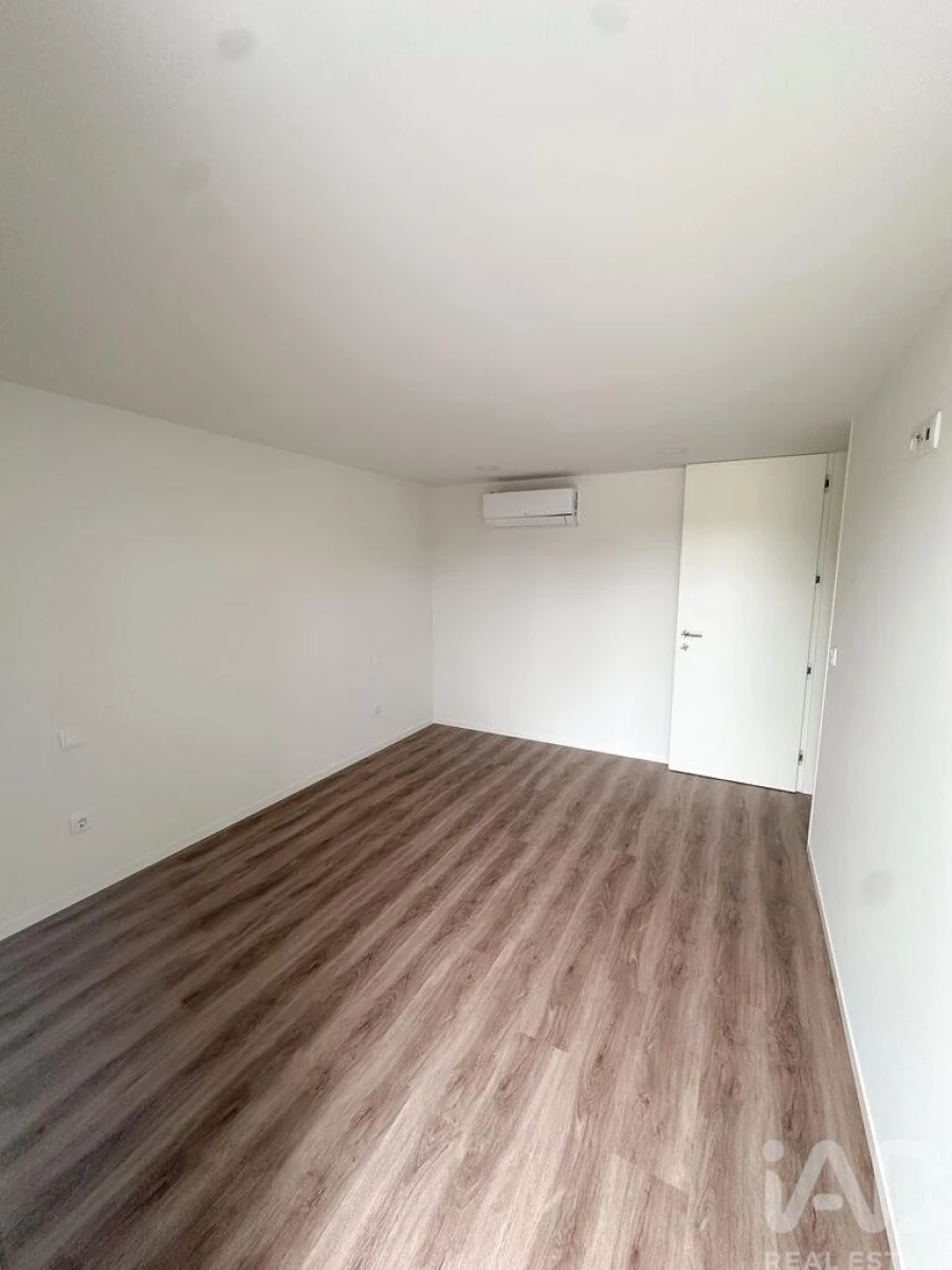 Apartamento T2 para Venda em Arca e Ponte de Lima Foto 9