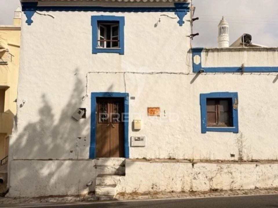 Moradia T2 para Venda em Pechão Foto 1