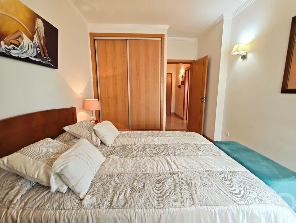 Apartamento para Venda em Portimão Foto 16