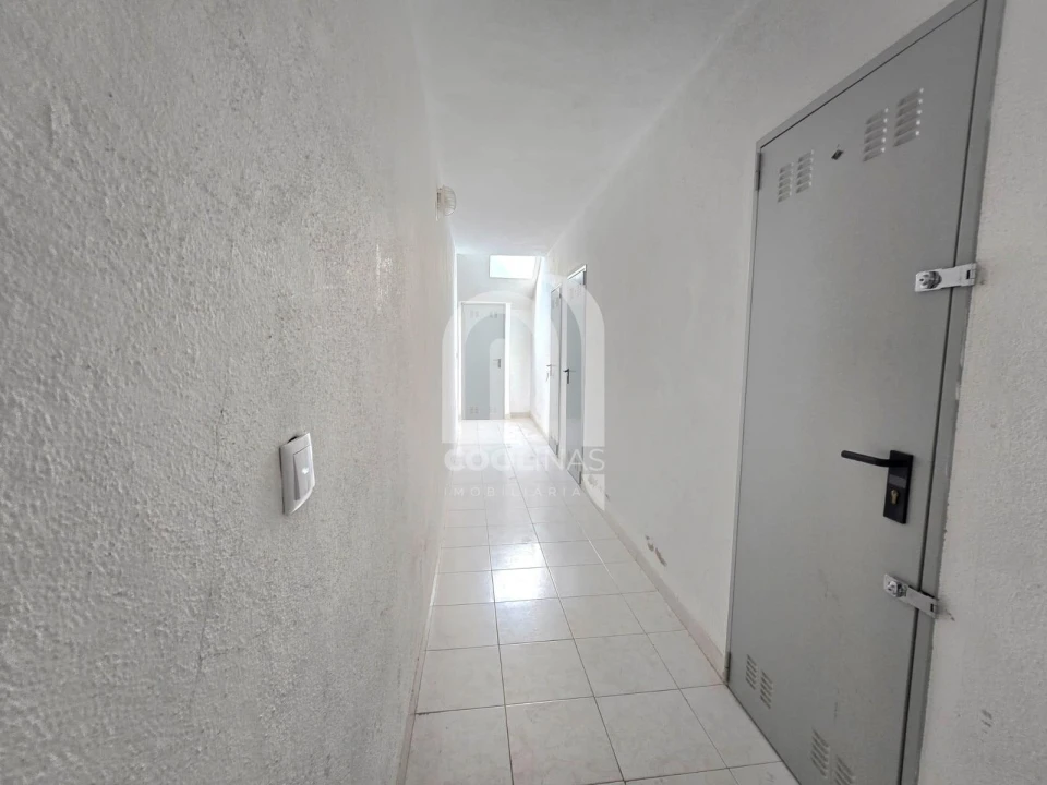 Apartamento T2 para Venda em Queluz e Belas Foto 44