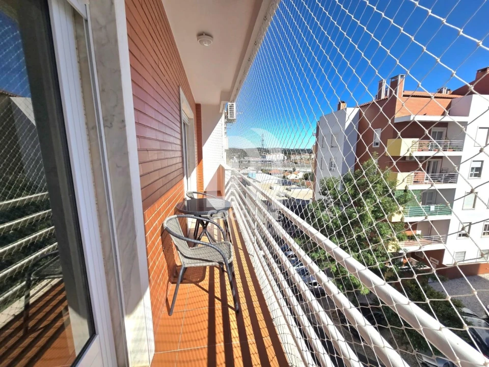 Apartamento T2 para Venda em Queluz e Belas Foto 21