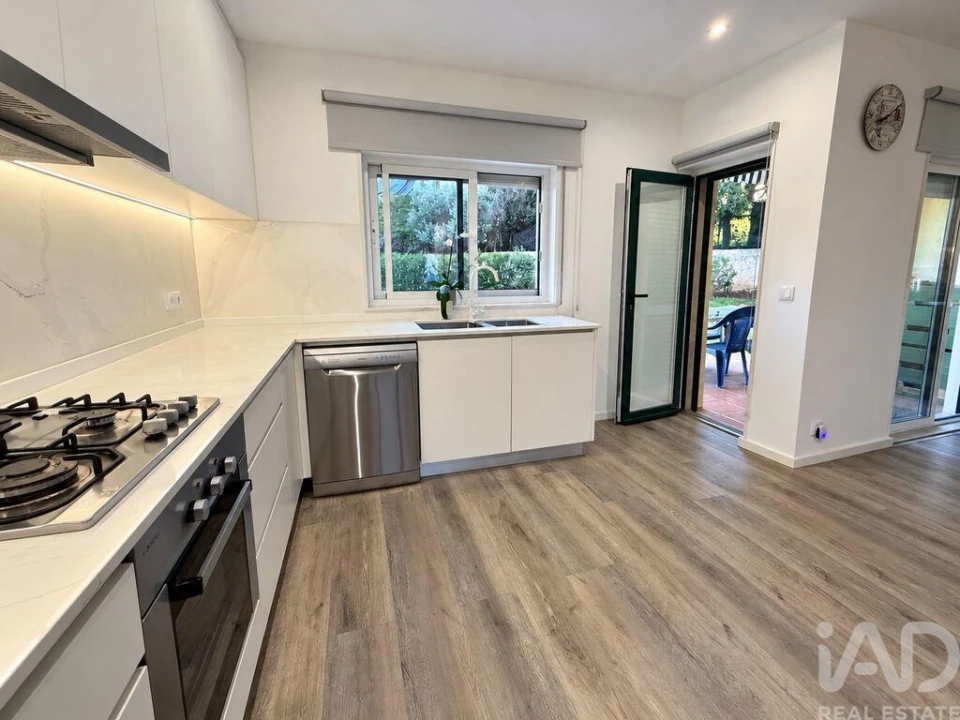 Apartamento T2 para Venda em São Brás de Alportel Foto 8