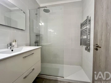 Apartamento T2 para Venda em Lagos (São Sebastião e Santa Maria)