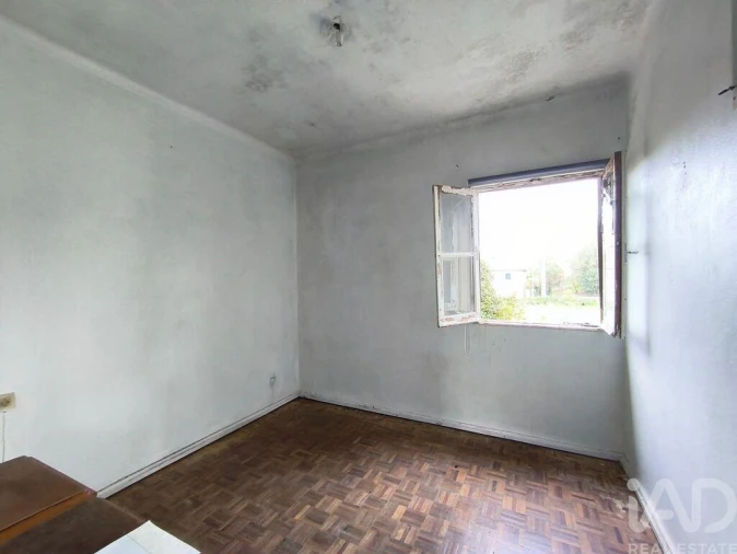 Moradia T4 para Venda em Geraz do Lima (Santa Maria, Santa Leocádia, Moreira), Deão Foto 16
