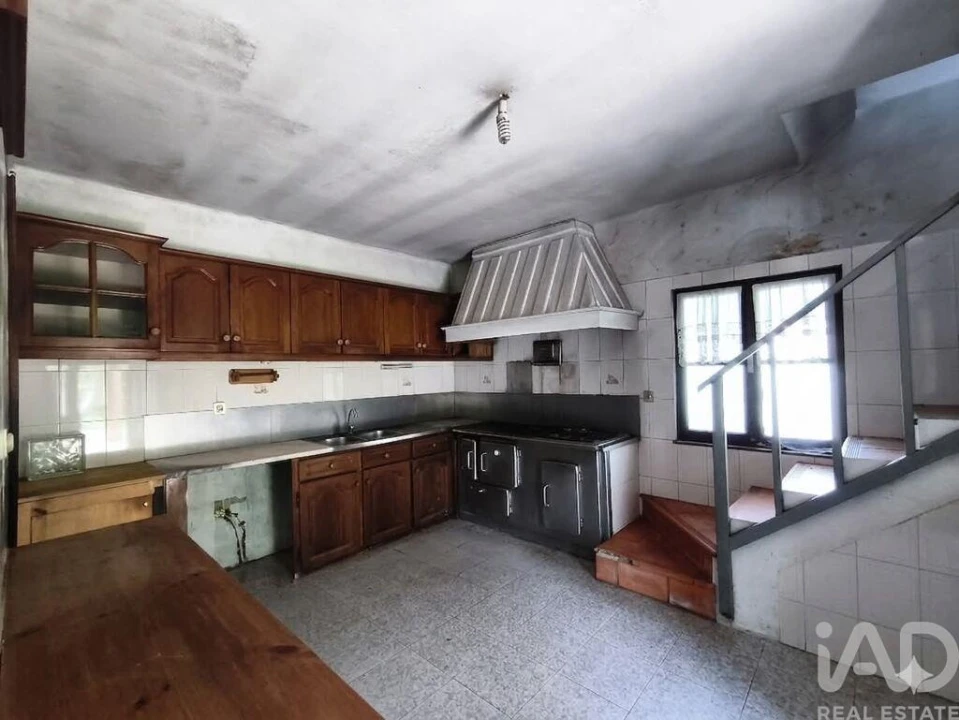 Moradia T4 para Venda em Geraz do Lima (Santa Maria, Santa Leocádia, Moreira), Deão Foto 6