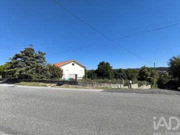 Moradia T3 para Venda em Campo de Besteiros