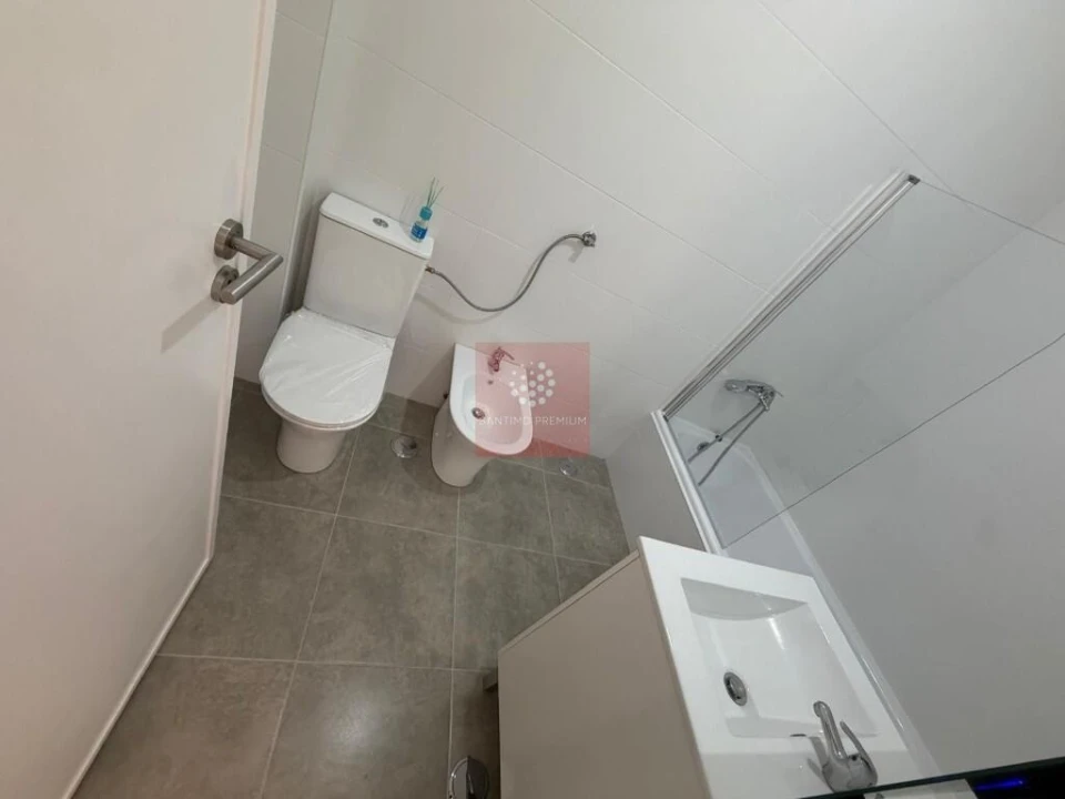 Apartamento T3 para Venda em Venteira Foto 40