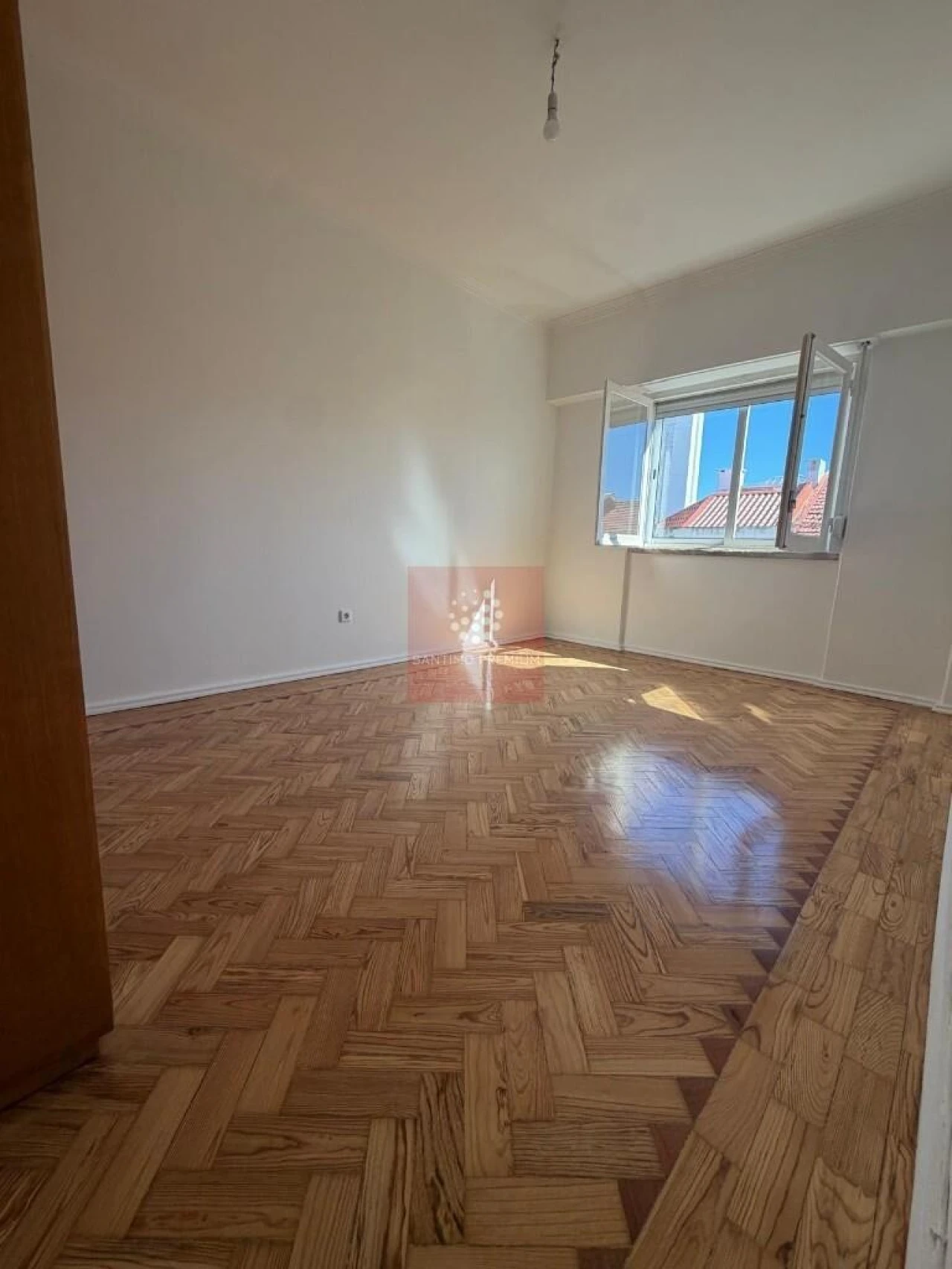 Apartamento T3 para Venda em Venteira Foto 24
