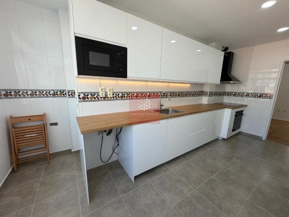 Apartamento T3 para Venda em Venteira Foto 2