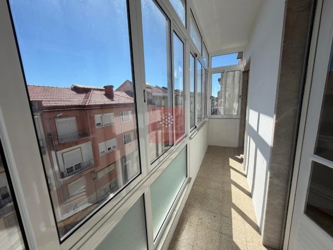 Apartamento T3 para Venda em Venteira Foto 36