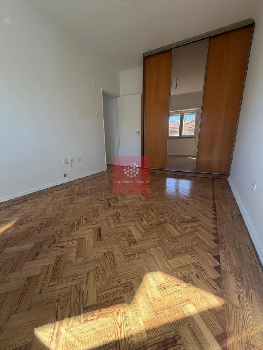 Apartamento T3 para Venda em Venteira Foto 28