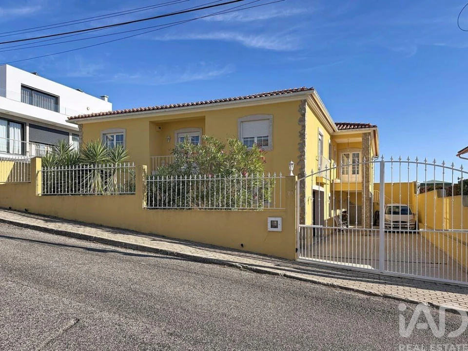 Moradia T4 para Venda em Gaeiras Foto 1