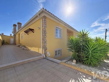 Moradia T4 para Venda em Gaeiras
