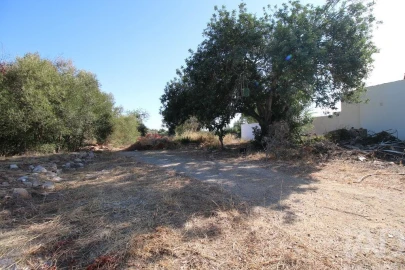 Terreno para Venda em Moncarapacho e Fuseta