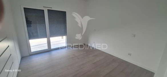Moradia T3 para Venda em Fernao Ferro