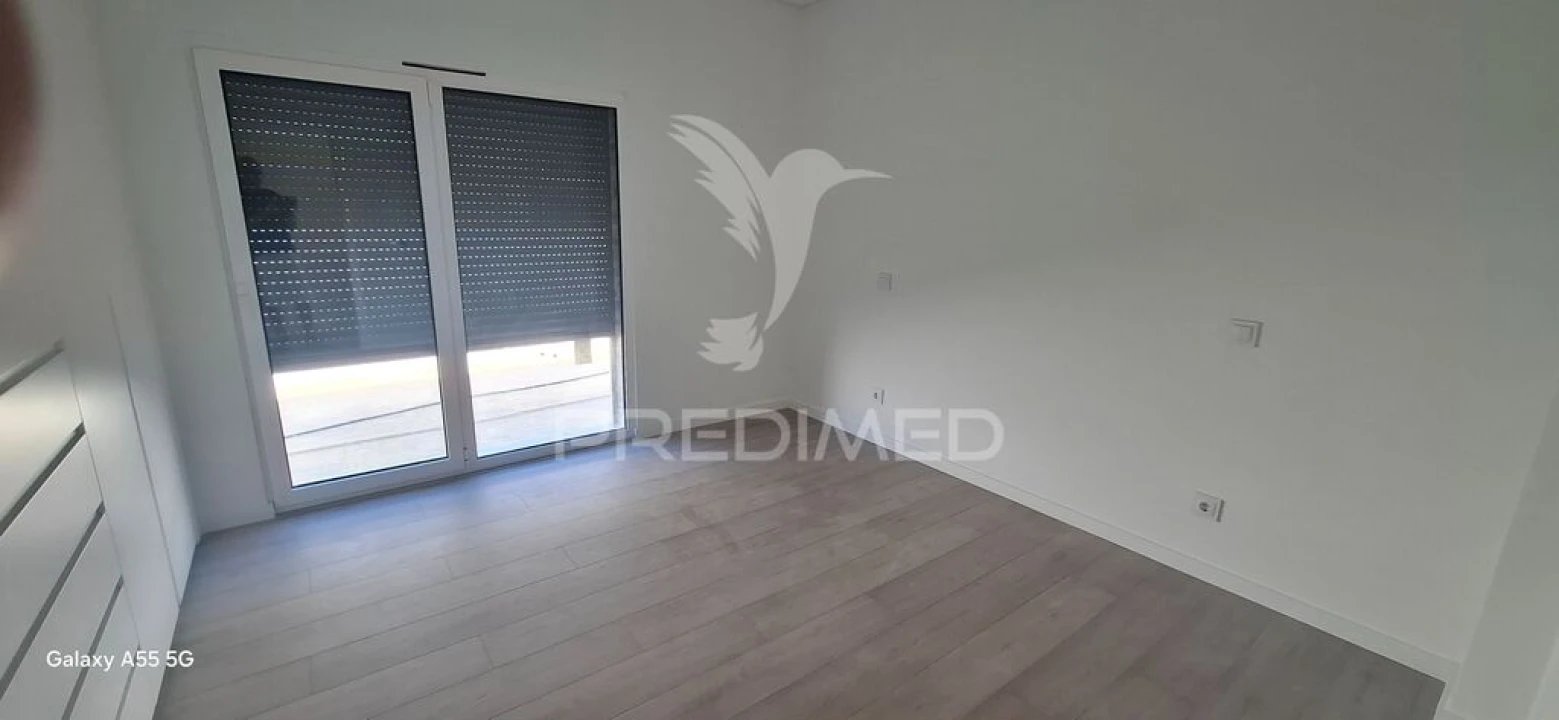 Moradia T3 para Venda em Fernao Ferro Foto 12