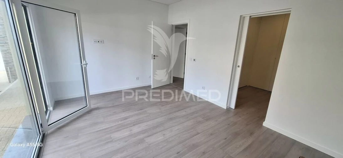 Moradia T3 para Venda em Fernao Ferro Foto 15