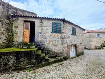 Moradia T5 para Venda em Dornelas