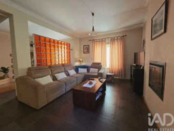 Moradia T3 para Venda em Santa Comba Dão e Couto do Mosteiro