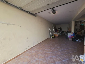 Moradia T3 para Venda em Santa Comba Dão e Couto do Mosteiro