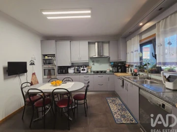 Moradia T3 para Venda em Santa Comba Dão e Couto do Mosteiro