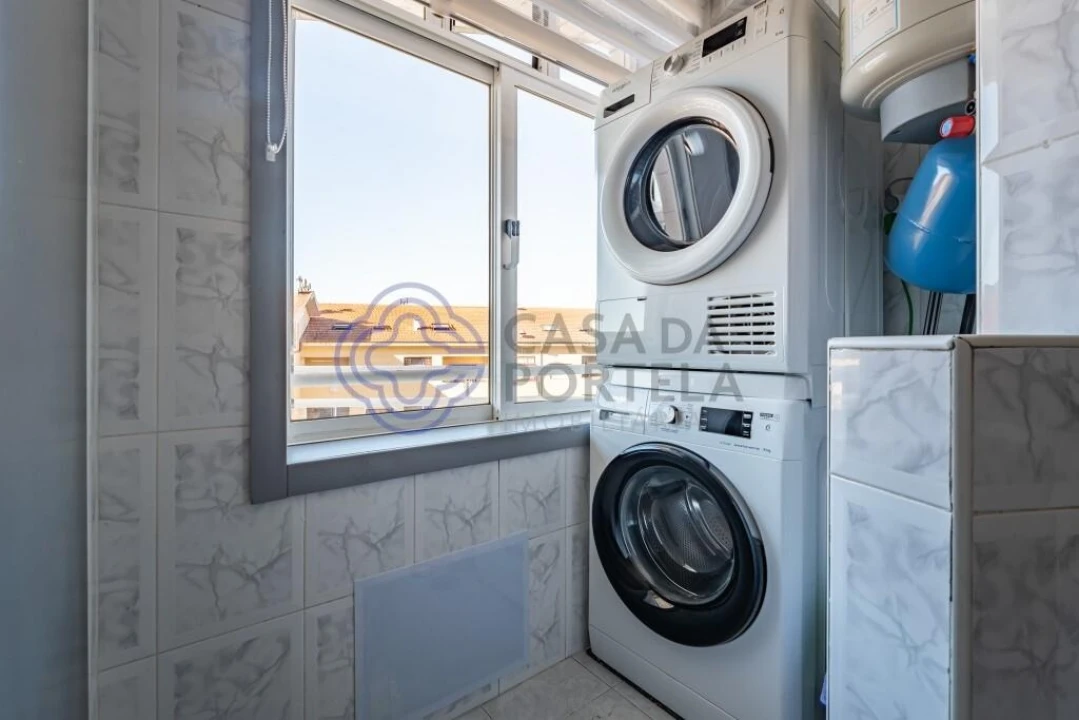 Apartamento T1 para Venda em Mafamude e Vilar do Paraíso Foto 9