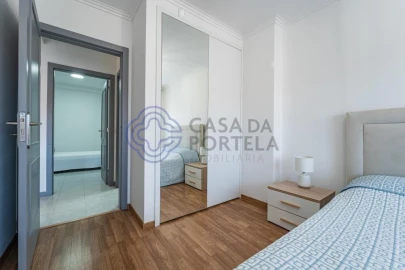 Apartamento T1 para Venda em Mafamude e Vilar do Paraíso