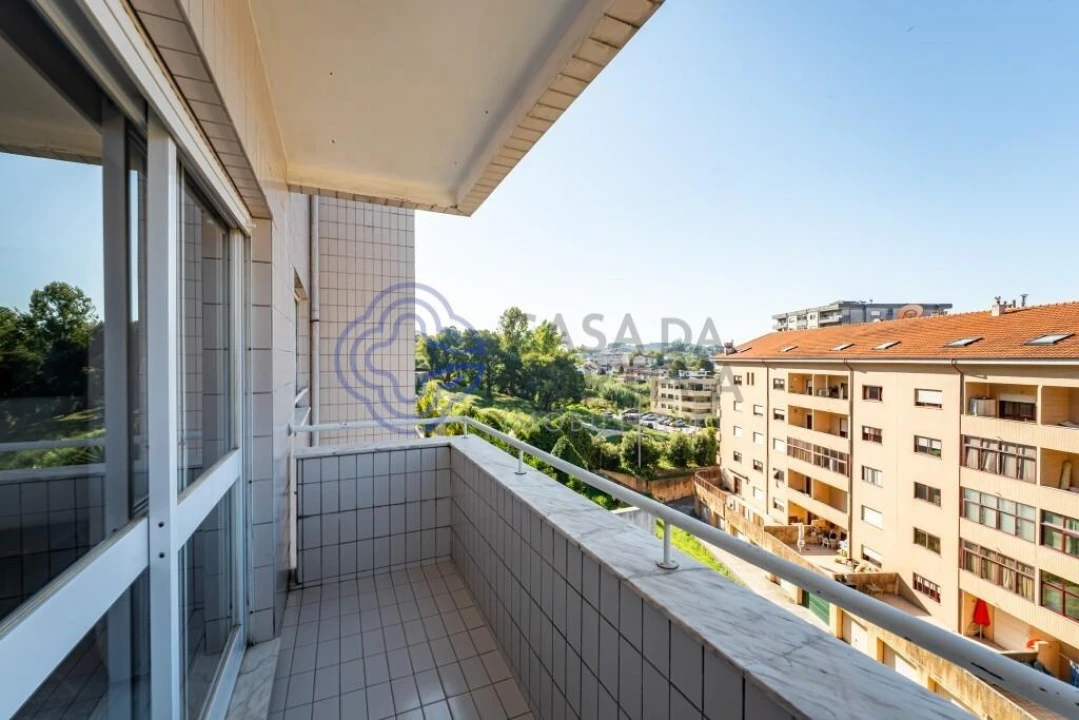 Apartamento T1 para Venda em Mafamude e Vilar do Paraíso Foto 5