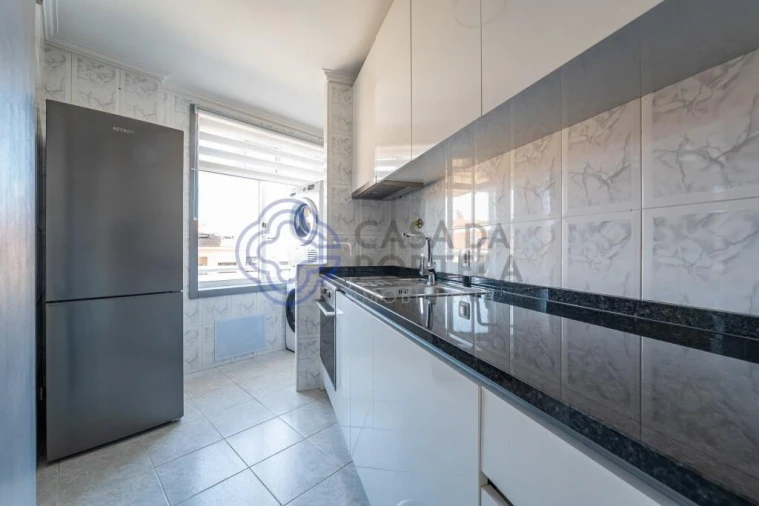 Apartamento T1 para Venda em Mafamude e Vilar do Paraíso Foto 8