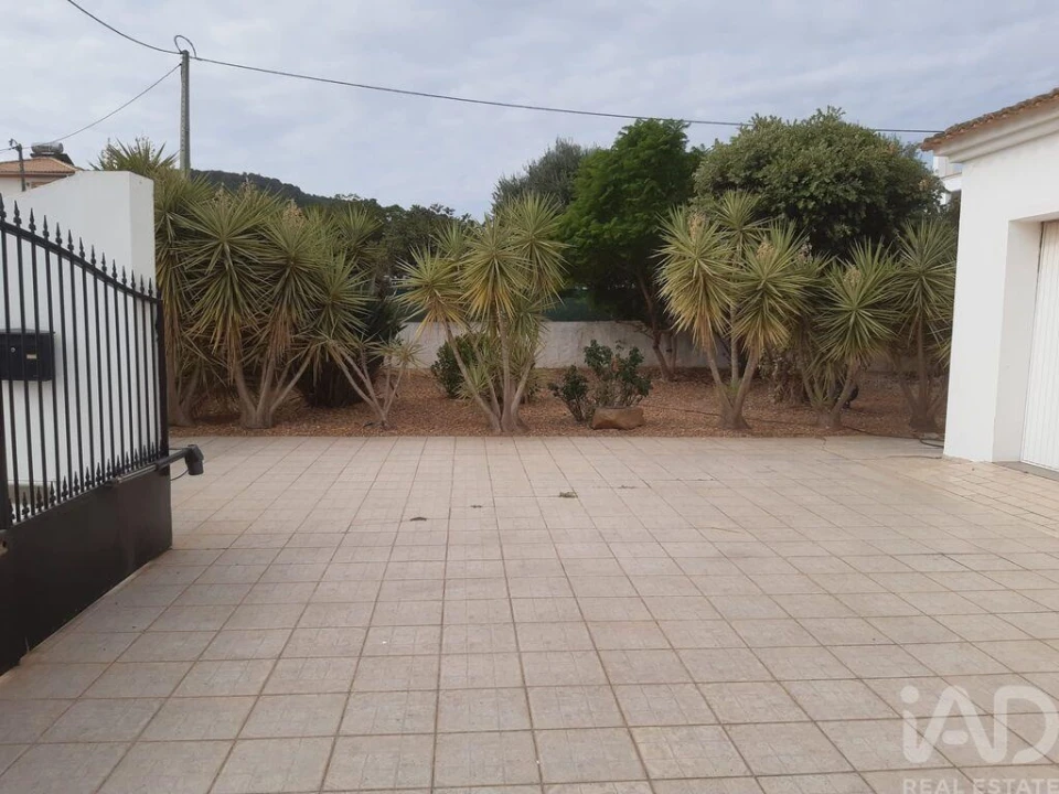 Moradia T4 para Venda em São Bartolomeu de Messines Foto 6