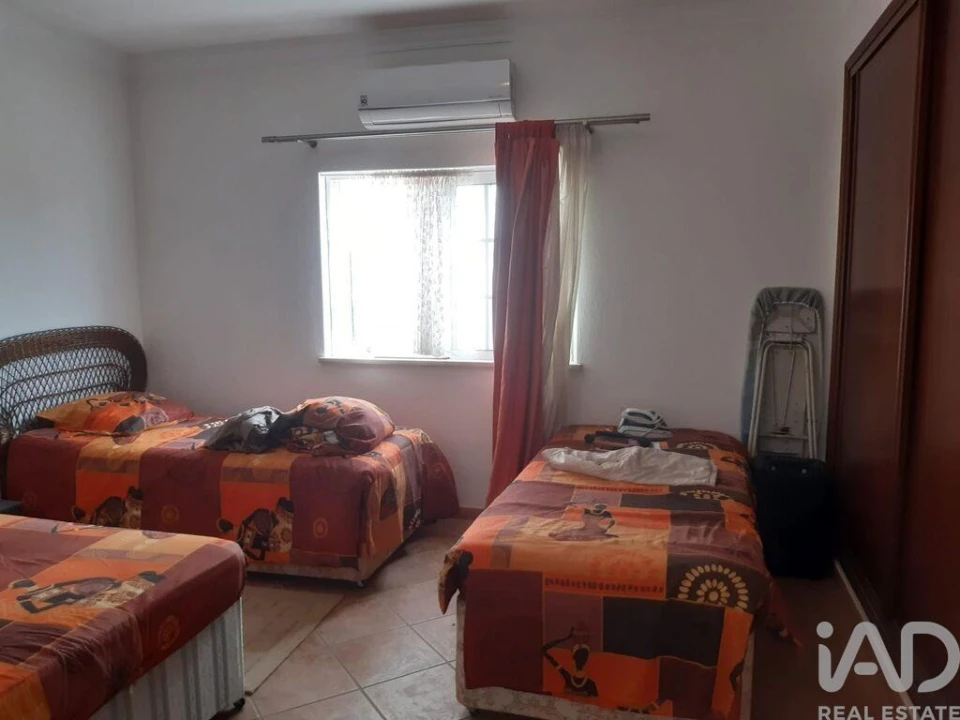 Moradia T4 para Venda em São Bartolomeu de Messines Foto 18